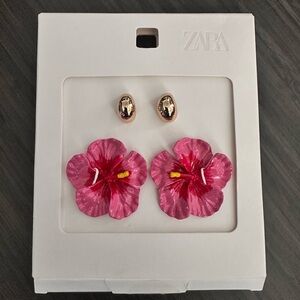Zara Pack of Flower and Hoop Earrings